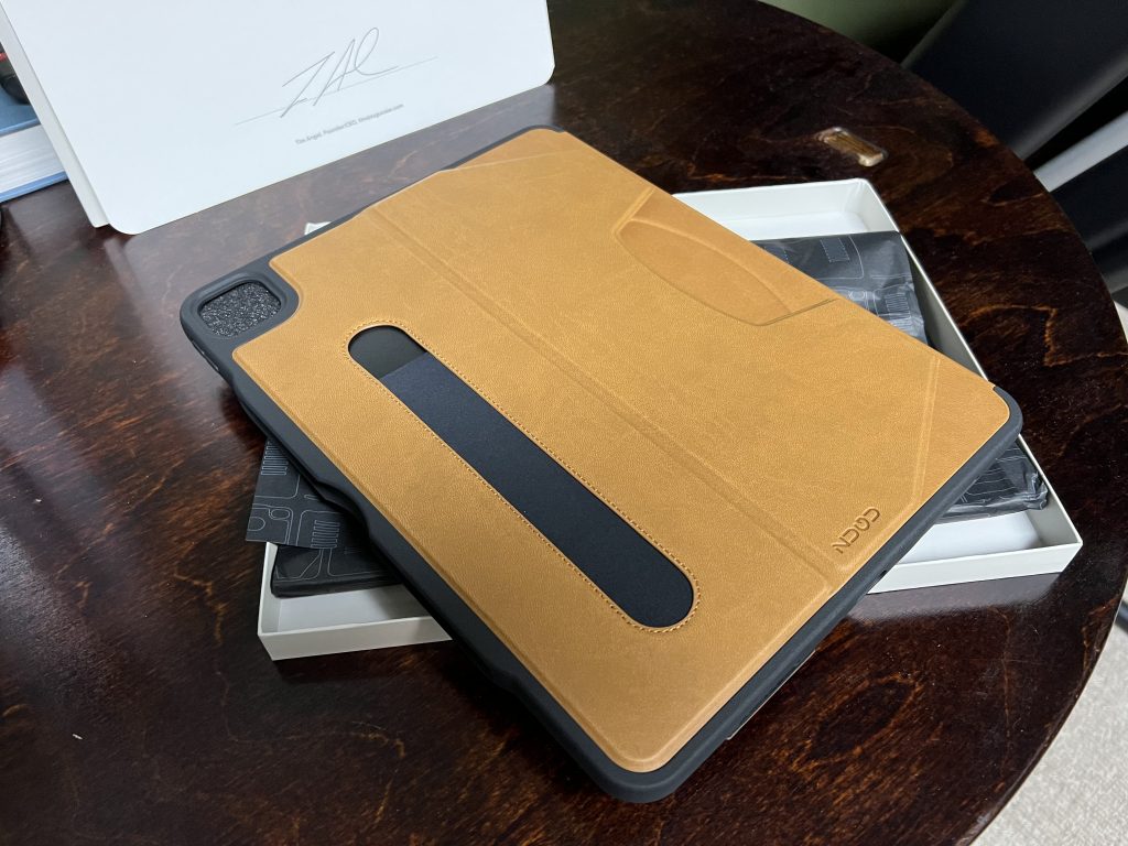 Back cover of the ZUGU iPad Pro 12.9 case.