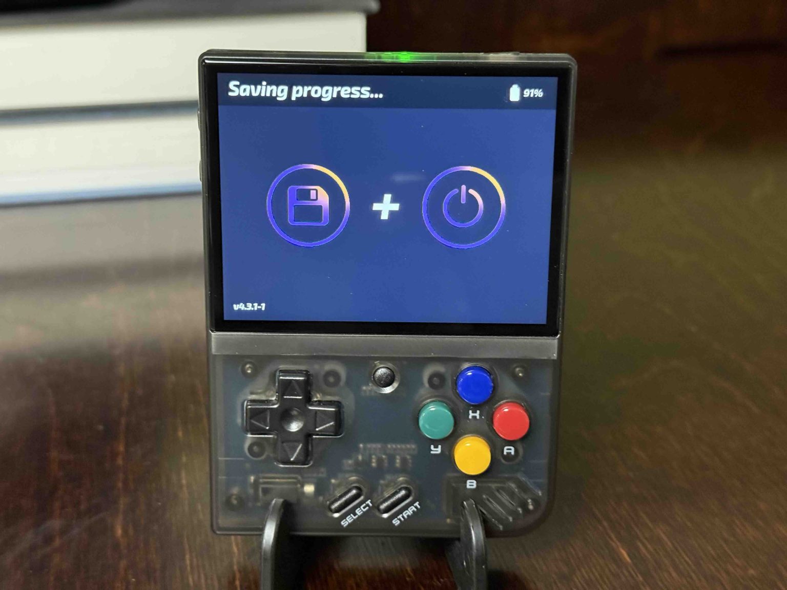 Pocket-Sized Powerhouse: My Hands-On Review of the Miyoo Mini Plus ...